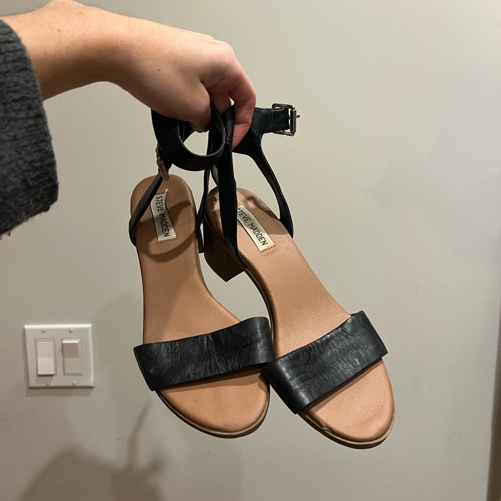 Steve Madden Black and Tan Women's Heels